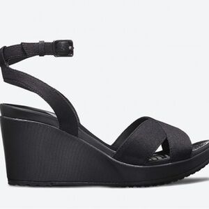 LEIGH II ANKLE STRAP WEDGE SANDALS